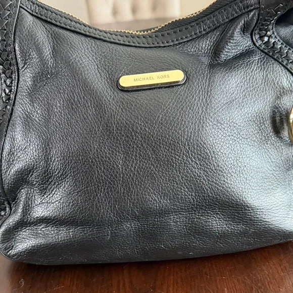 Michael Kors Black Pebbled Leather Shoulder Bag with Gold MK Charm - Picture 4 of 15